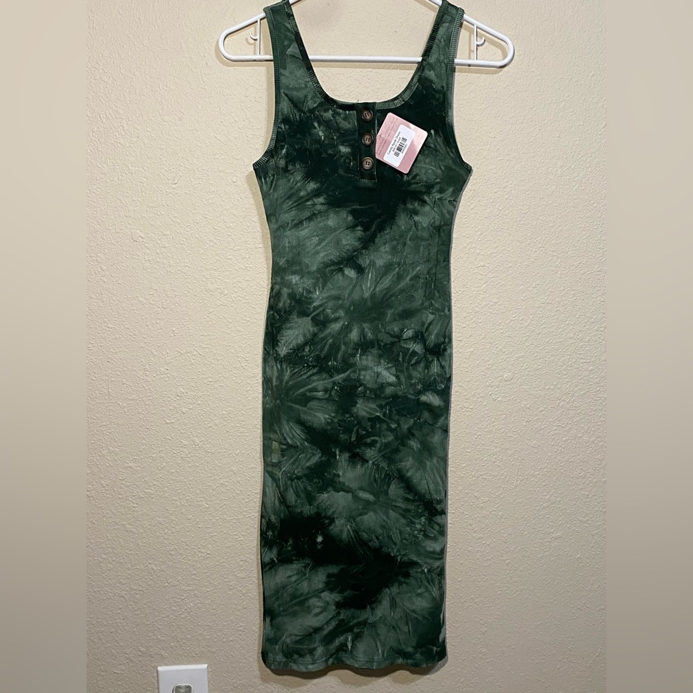 NWT Paper Crane Sz S Green Tie dye dress